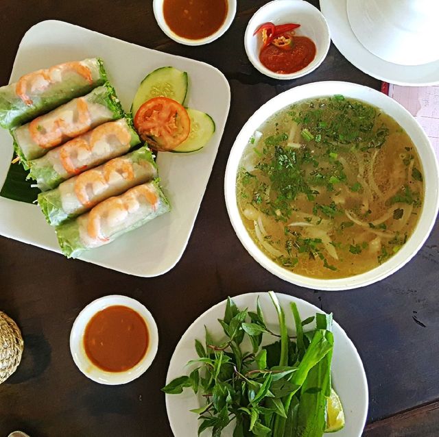 다낭 가정식 맛집 마담란 + 콩카페 코코넛스무디커피