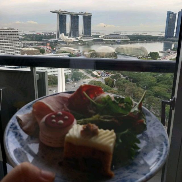 Evening Canapes and Cocktail