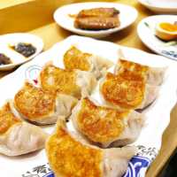 香港必吃松茸餃子店（記得一定要飲狀元九鼎湯）