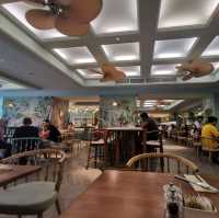 surprising enjoyable buffet breakfast