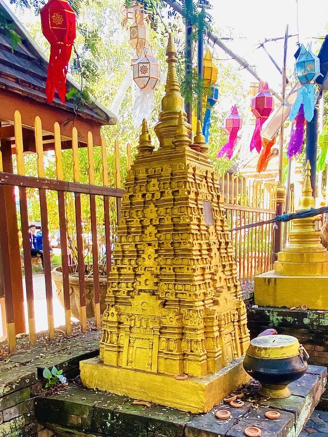 พระธาตุประจำปีเกิด 12 นักษัตร | วัดโลกโมฬี