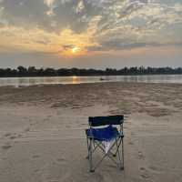 หาดห้วยตะหลุง หาดที่ขึ้นบนน้ำโขง