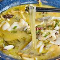 抵食夾大件金湯酸菜魚