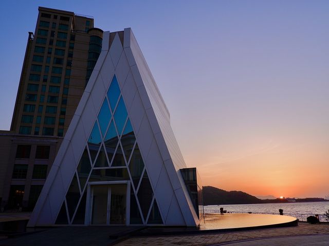 嘆海景浴池和日出