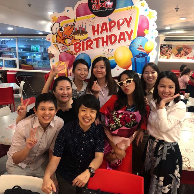 내 최애 맛집 세부 츄비츄비에서 한 내 생일파티. 해산물 파티다~~