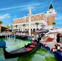 Alot of fun at Venezia hua hin