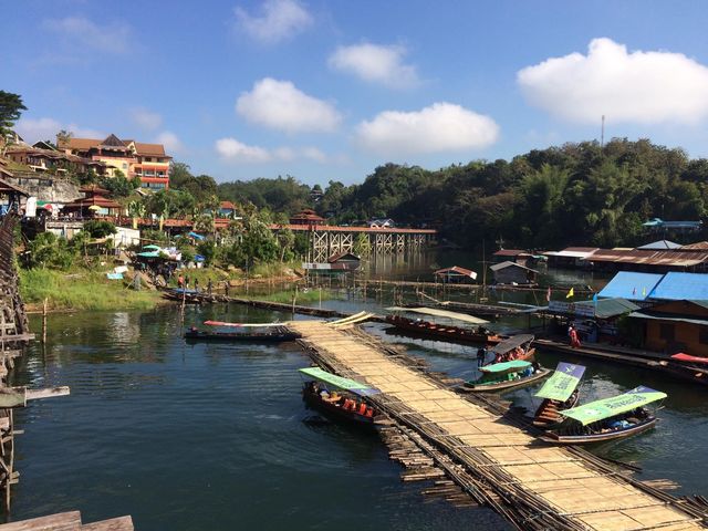 สะพานมอญ แห่งสังขละบุรี เมืองสามหมอก