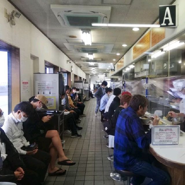 【福岡市】観光客も並ぶ🎵有名店「天麩羅✨ひらお」