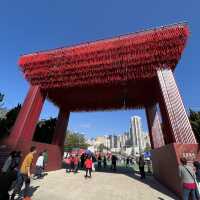 維多利亞公園行花市+欣賞「紅運𨬬頭」門牌