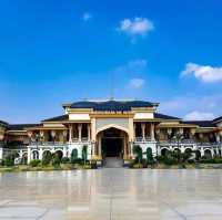 Maimoon Palace