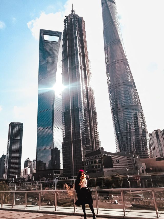 Shanghai’s Iconic Towers… Closer 🌇🌃✨