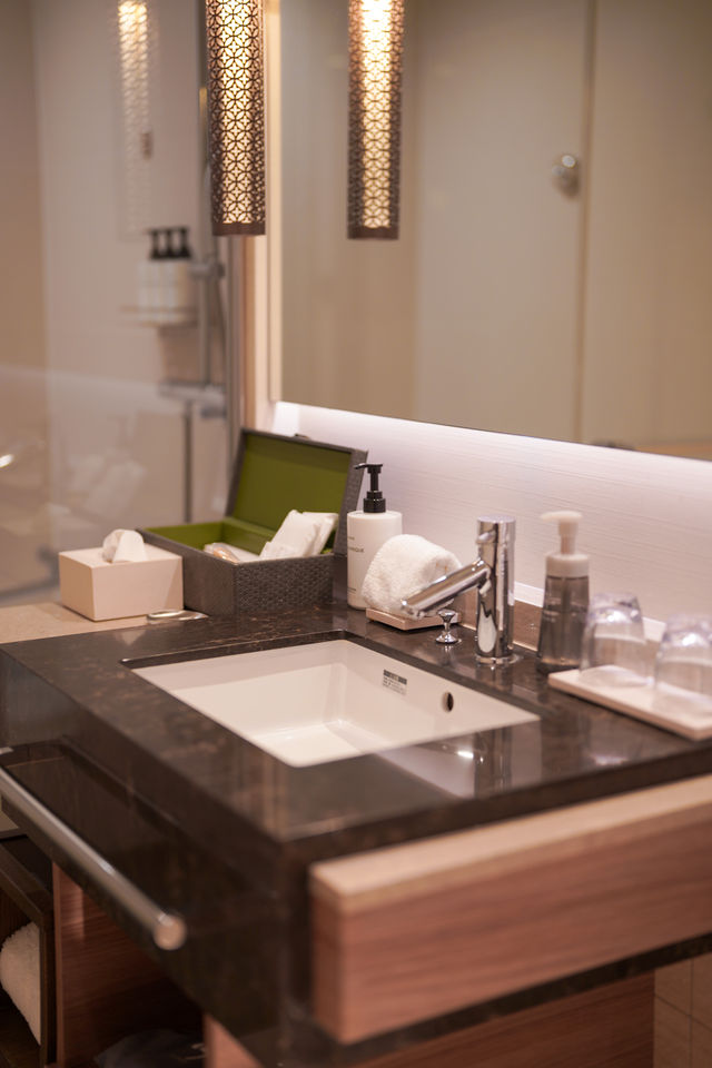 Tokyo hotel 🏨 is just a few minutes' walk away from the main Ginza district.