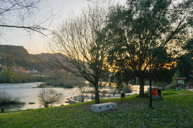 Spanish spa town Ourense, watching the stars while soaking in the outdoor hot springs ♨️
