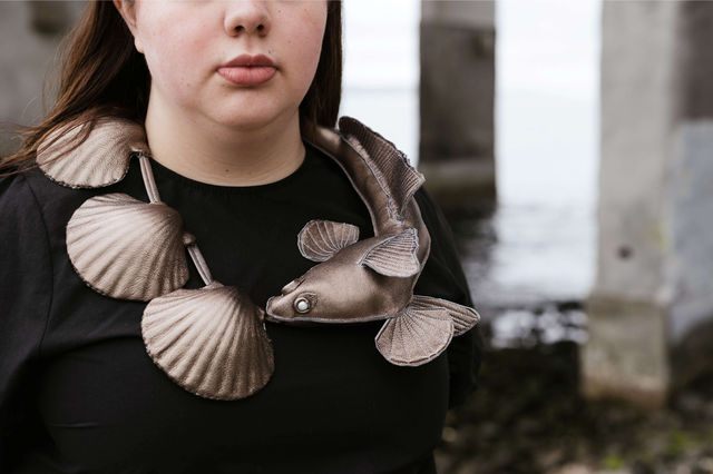 นิทรรศการ The Poetics of Place II - Contemporary Jewellery, Textiles and Objects by Australian Artists | ATTA Gallery