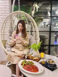 Oasis Bar & Grill (尖沙咀)