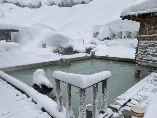 【秋田】THE秘湯♨️乳頭温泉郷「鶴の湯」