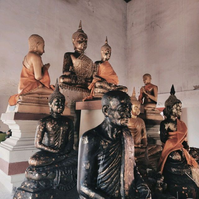 โบสถ์​ดินเผาที่วัดนครเนื่องเขต