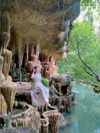 มุมถ่ายรูปถ้ำน้ำตกราวหลุดไปอยู่ในสรวงสวรรค์