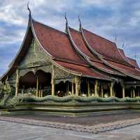 วัดสิรินธรวรารามภูพร้าว อุบลราชธานี 