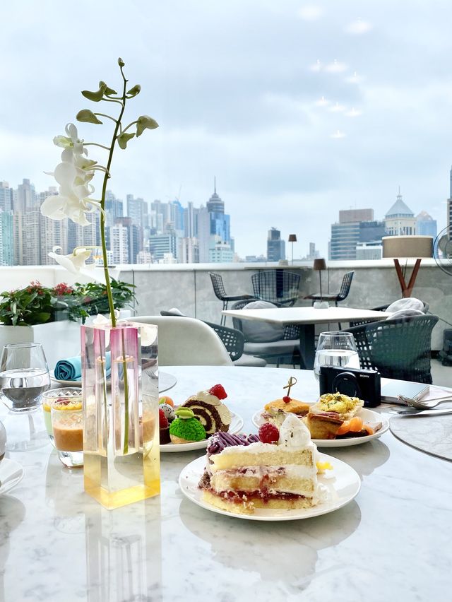 。高質靚景甜品下午茶Buffet。