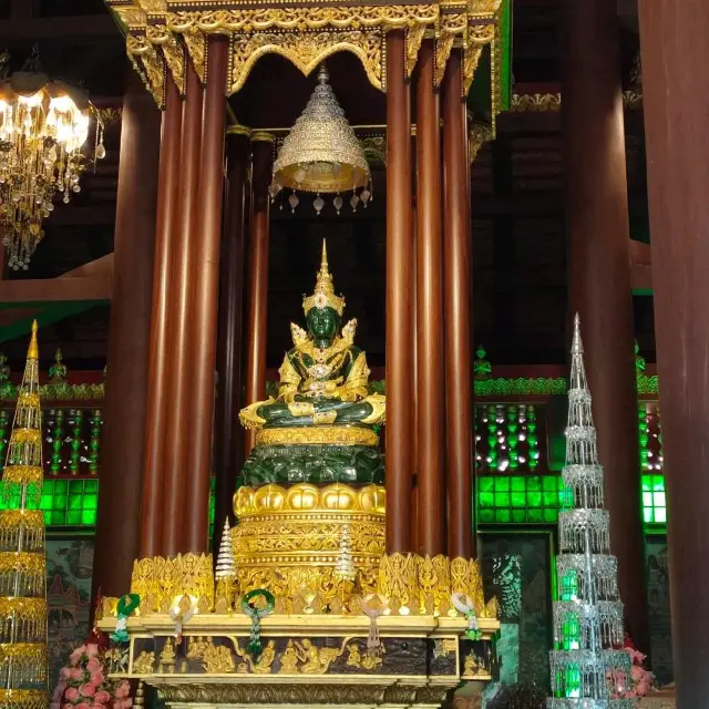 วัดพระแก้ว จ.เชียงราย

