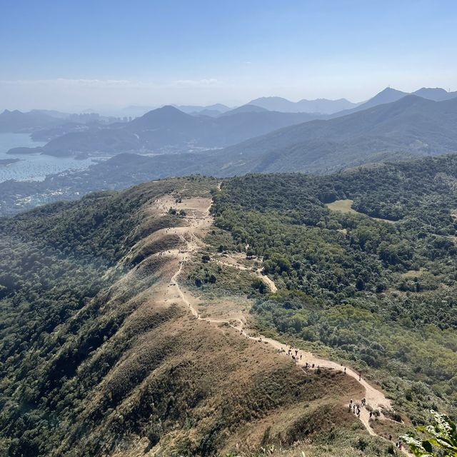 彎曲山
