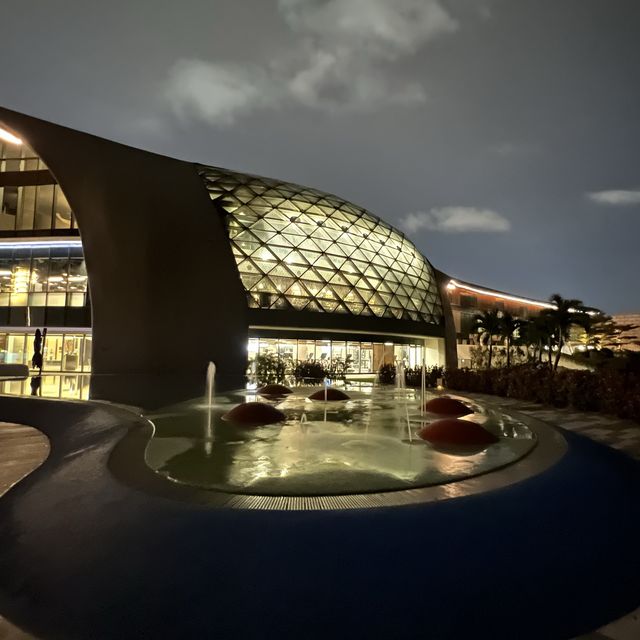 Most Uniquely Shaped Hotel in Singapore
