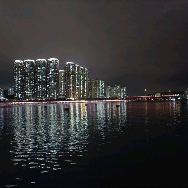 行荃灣西海濱長廊真係好舒服吖