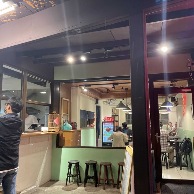 好麵好-文青🏄‍♀️衝浪風小店，讓你安心好好享受一碗麵