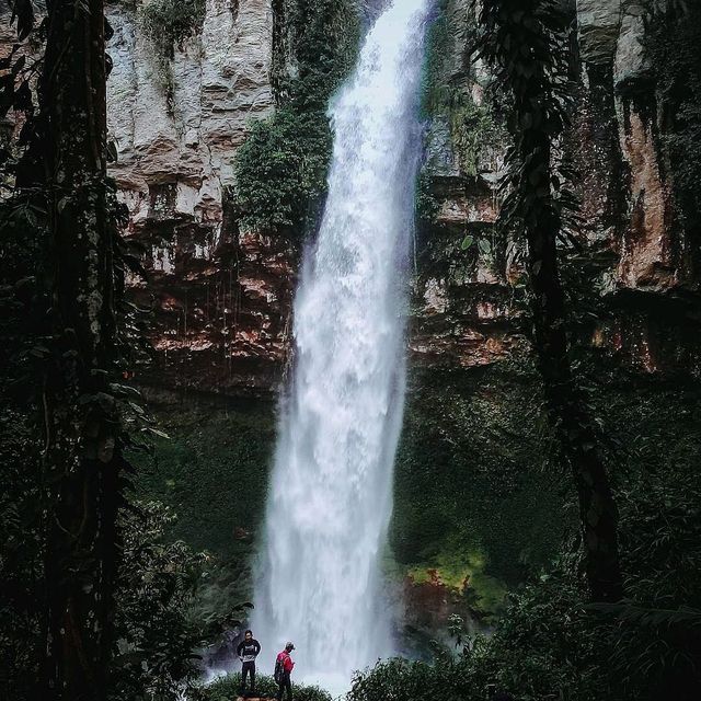 air terjun putri malu