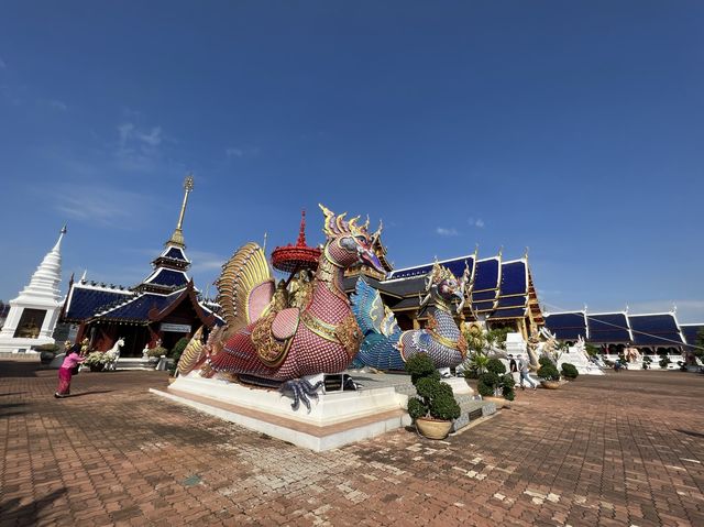 วัดที่สวยงาม วัดเด่นหลีสีเมืองแกน