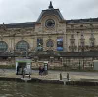 Paris attractions through the river cruise 