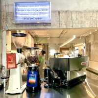 Busaba Cafe & Bake Lab คาเฟ่วิววัดที่อยุธยา