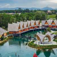 SeaVerse Cafe & Restaurant คาเฟ่ไม้ไผ่ สไตล์ฮาวาย