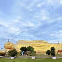 วัดพระนอนแหลมพ้อ .. ✨