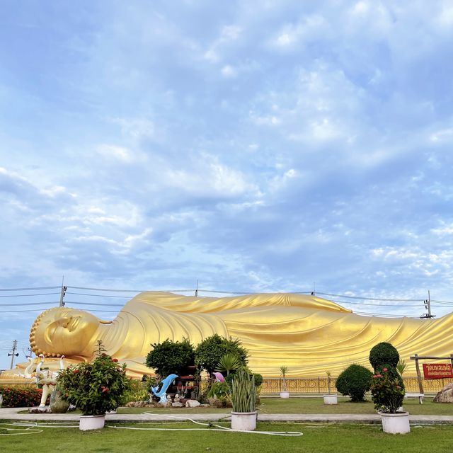 วัดพระนอนแหลมพ้อ .. ✨