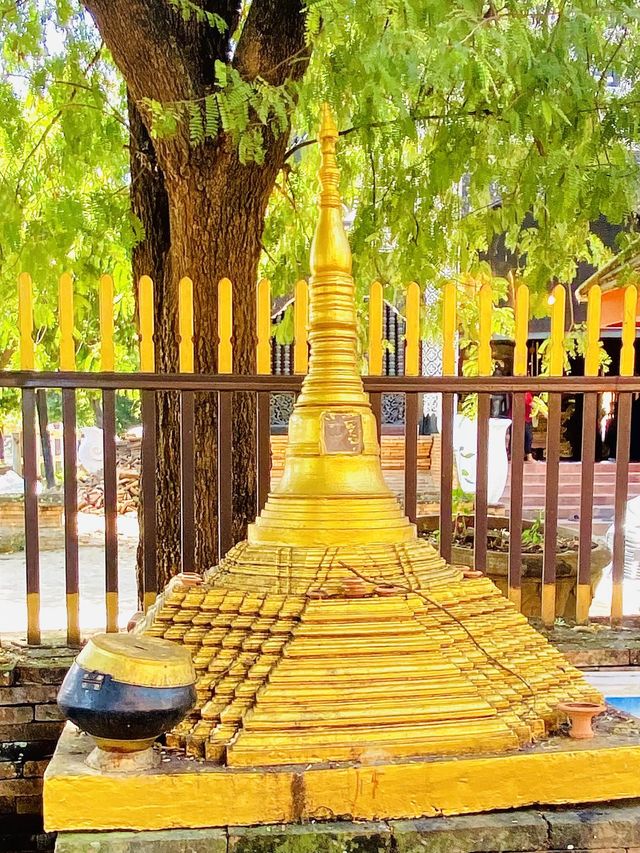 พระธาตุประจำปีเกิด 12 นักษัตร | วัดโลกโมฬี