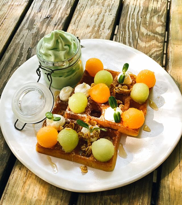 The Village Farm To Cafe' 