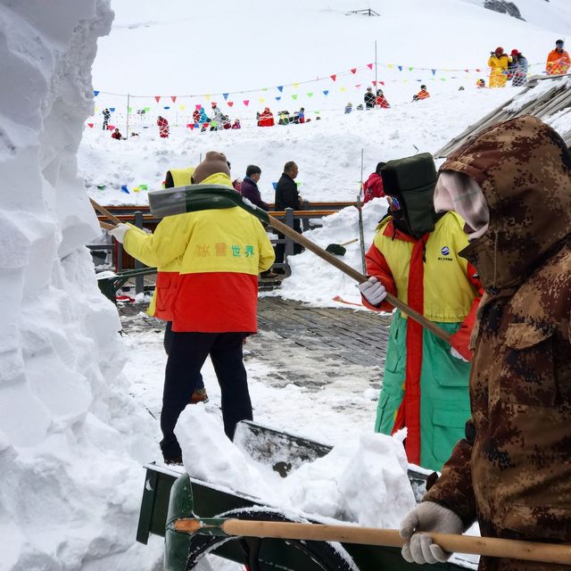 가장 남쪽에 위치한 만년설을 볼 수 있는 곳, 옥룡설산(玉龙雪山)