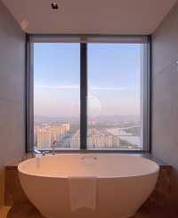 Is the Marriott Hotel in Jinhua worth staying at?