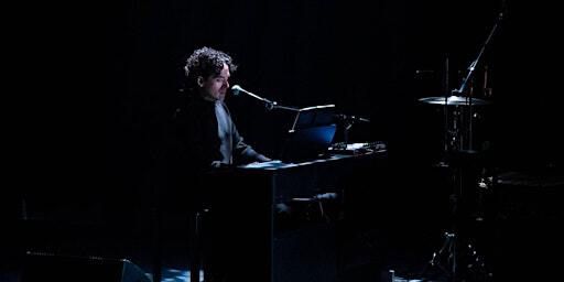 Cosmic Mysteries: An evening of immersive performances | Holzmarkt 25