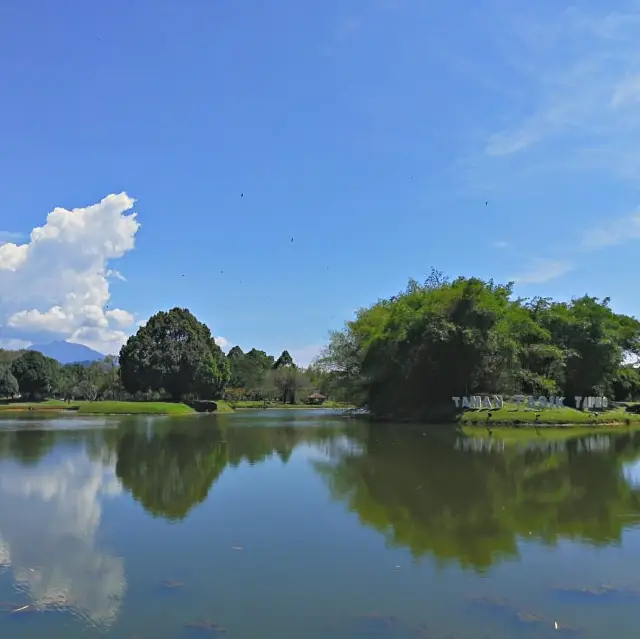 Lets Explore the lake ! 💦