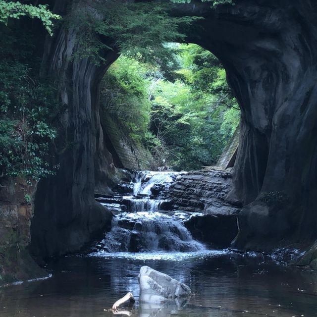 亀岩の洞窟📸️日本神秘美景