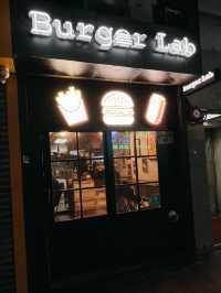用心小店巨型🍔