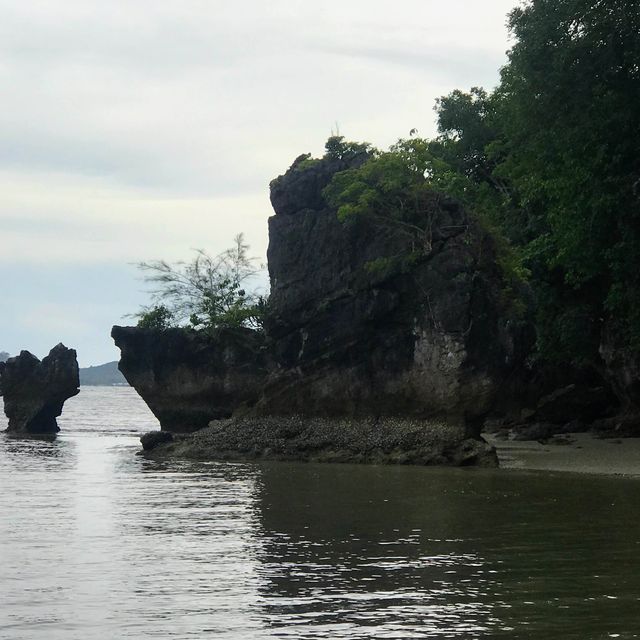 อุทยานแห่งชาติหาดเจ้าไหม ตรัง