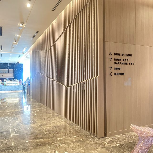 Holiday Inn City Centre’s Lobby 