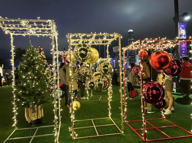 Christmas Attraction #11: The Biggest Outdoor Christmas Tree