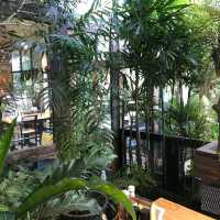 คาเฟ่เคโอบี (Café K.O.B) 