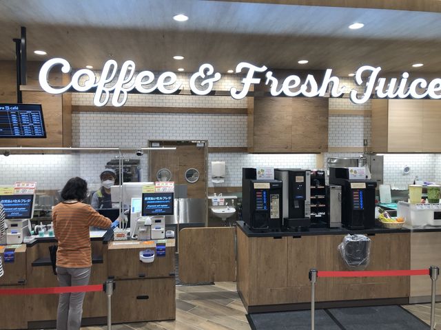 【東京】カメイドクロック地下食品店街「カメクロマルシェ」がアツい！！