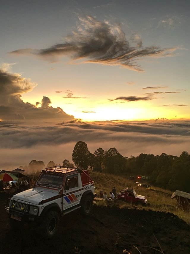 Sunrise are better than Netflix! 